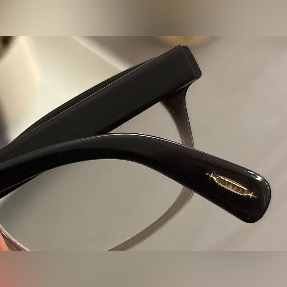 Oliver Peoples Prescription Eyeglasses 👓 - Picture 8 of 9